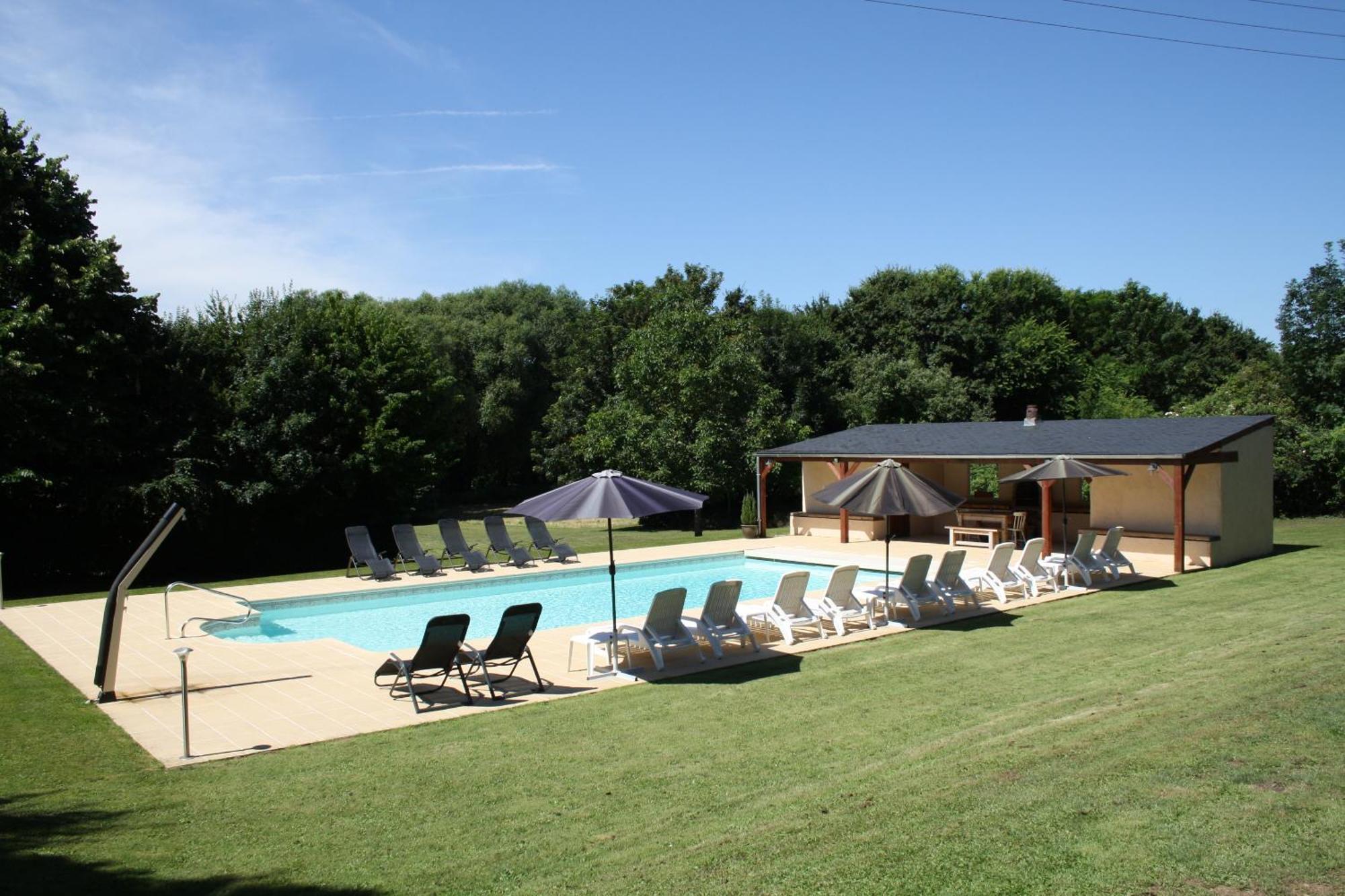 Manoir De La Basse-Cour Bed & Breakfast Asnieres-sur-Vegre Ngoại thất bức ảnh