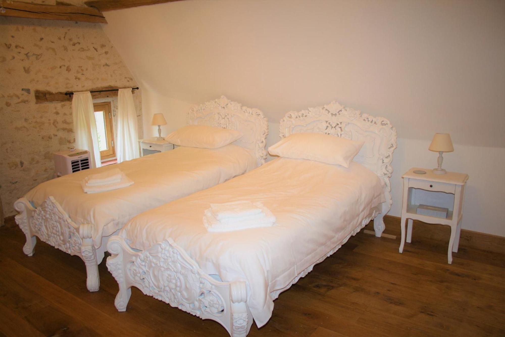 Manoir De La Basse-Cour Bed & Breakfast Asnieres-sur-Vegre Ngoại thất bức ảnh